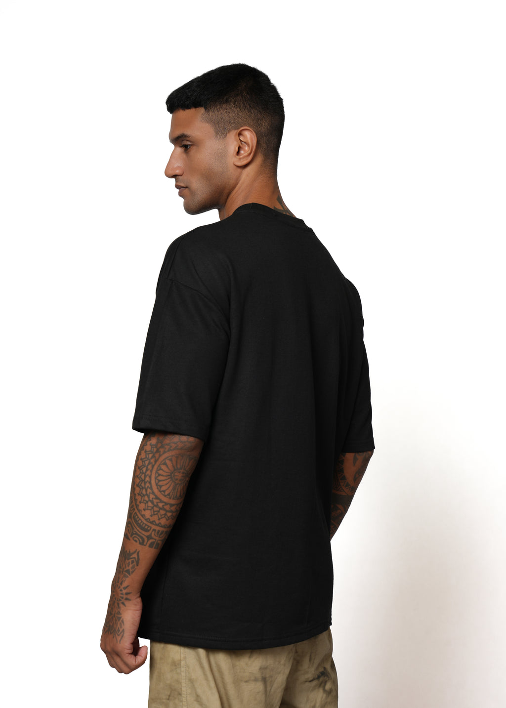 BLACKOVERSIZED PLAIN THSIRT | BLACK